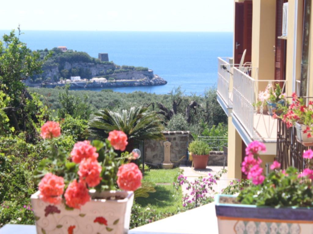 Faraglioni Di Sorrento Guesthouse Phòng bức ảnh