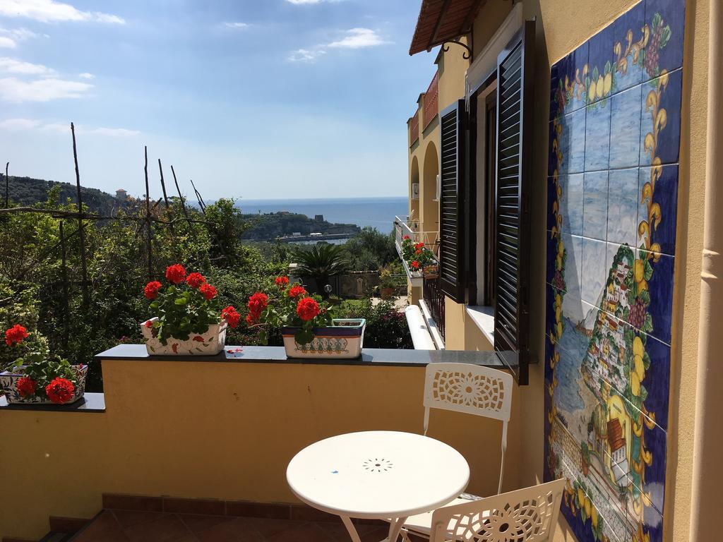 Faraglioni Di Sorrento Guesthouse Ngoại thất bức ảnh